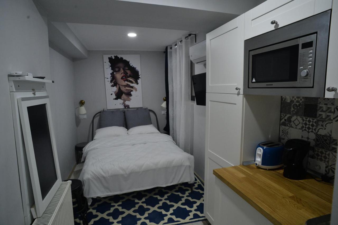 Aparthotel Heights Center